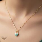 سلسلة ذهب عيار 18 بتعليقة قفل القلب المينا الزرقاء | قلادة بناتية ناعمة