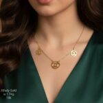 قلادة ذهب عيار 18 بتعليقات شعار الماركة (حرفي C متداخلين) | سلسلة ليرات ذهبية ناعمة