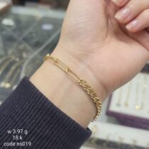 سلسلة ذهب عيار 18 بتصميم أنيق للبنات