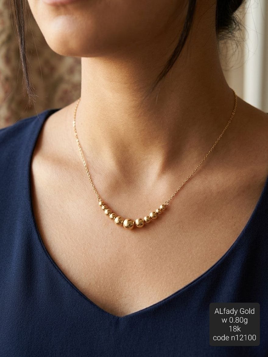 سلسلة ذهب عيار 18 بتصميم رقيق وعصري يبرز جمالك