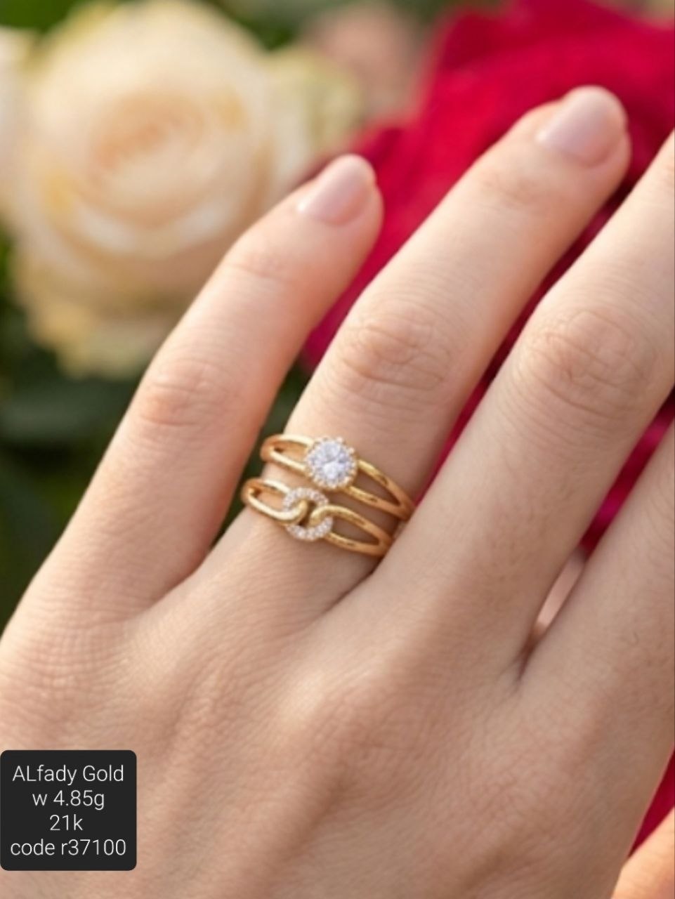 خاتم ذهب عيار 21 بتصميم أنيق يلفت الأنظار