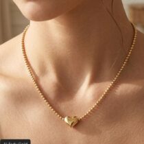 سلسلة ذهب عيار 18 بتصميم عصري وأنيق يضفي لمسة جمال فريدة